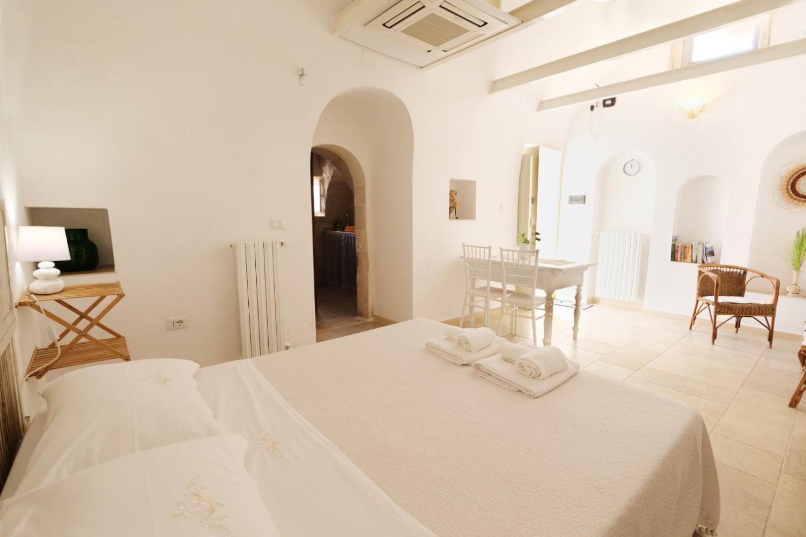 Borgo San Francesco Villa Locorotondo Exterior photo